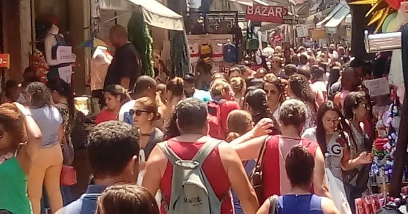 Comércio Popular do Saara no Centro do Rio de Janeiro - Lojas - Consumidores 1