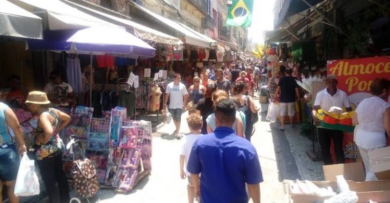 Comércio Popular do Saara no Centro do Rio de Janeiro - Lojas - Consumidores 2