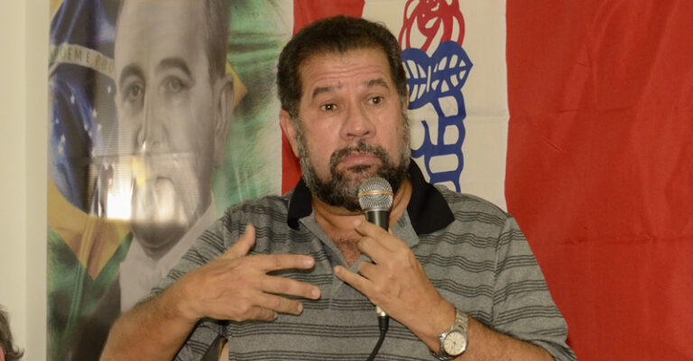 Carlos Lupi