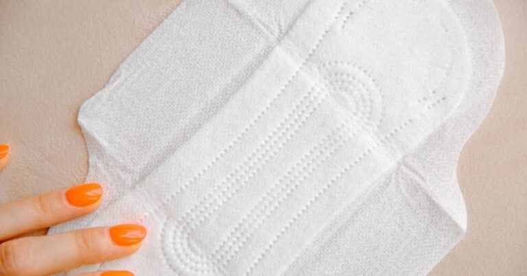 Absorvente íntimo feminino