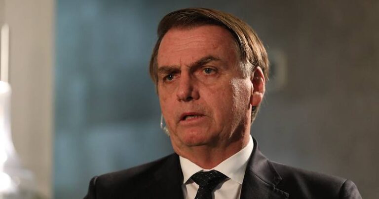 Presidente da República, Jair Bolsonaro durante gravação de entrevista ao Jornalista Ivan Leonardo Nunes da TV Chilena TVN - Foto de Marcos Corrêa-PR