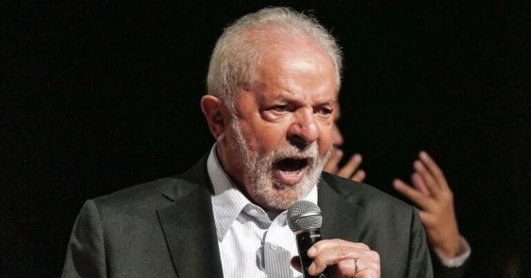 Presidente eleito, Luiz Inácio Lula da Silva (PT), irritado - Foto de Roque de Sá-Agência Senado