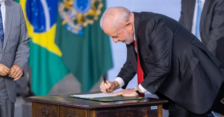 Regulamentação ACS e ACE, Lula