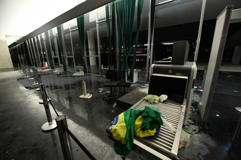 vandalismo atos antidemocráticos 8 de janeiro 12