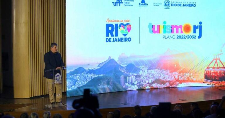 Sávio Neves no lançamento da campanha Apaixone-se pelo Rio