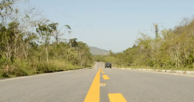 Estrada - Rodovia - BR-101
