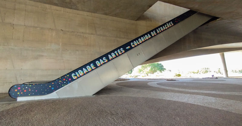 Cidade das Artes - Escada rolante