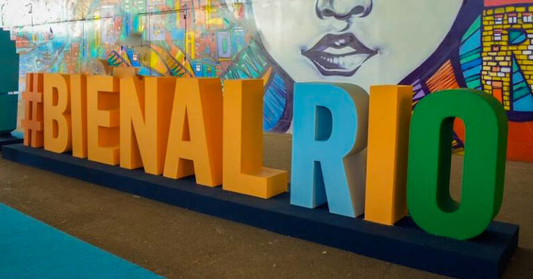 Bienal do Livro Rio_edited