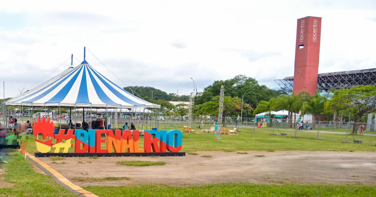 Bienal do Livro Rio externa 3d