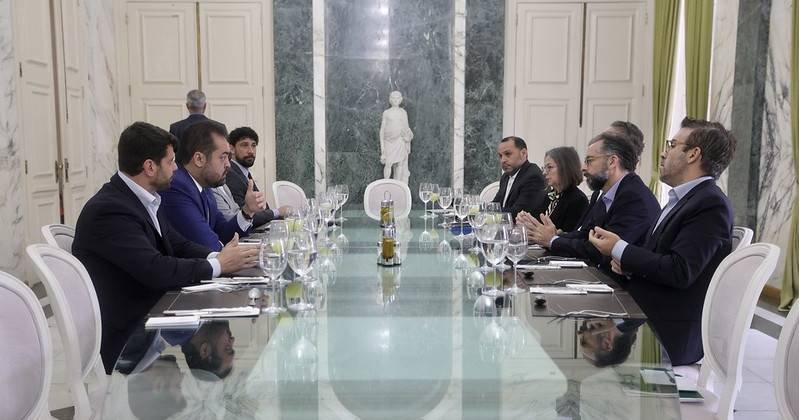 Governador em almoço com representantes do Itamaraty