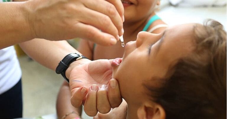Vacina contra a Polio