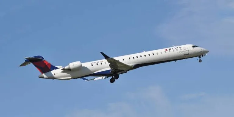 Bombardier CRJ-900 Delta Air Lines
