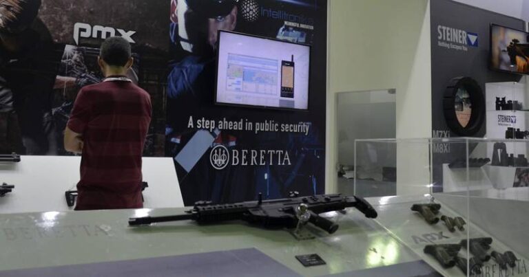 stand beretta