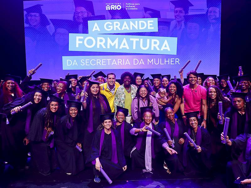 Formatura de cursos oferecidos pelas Casas da Mulher Carioca e participantes dos programas Mulher Cidadã, Mulheres do Rio e Rede Empreendedora Carioca.