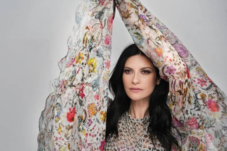 Laura Pausini por Nicolas Loretucci