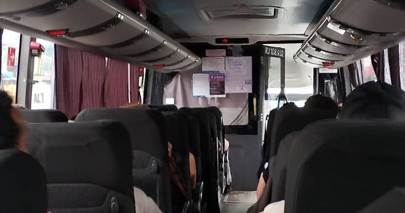 interior do onibus 1001 RJ 108932